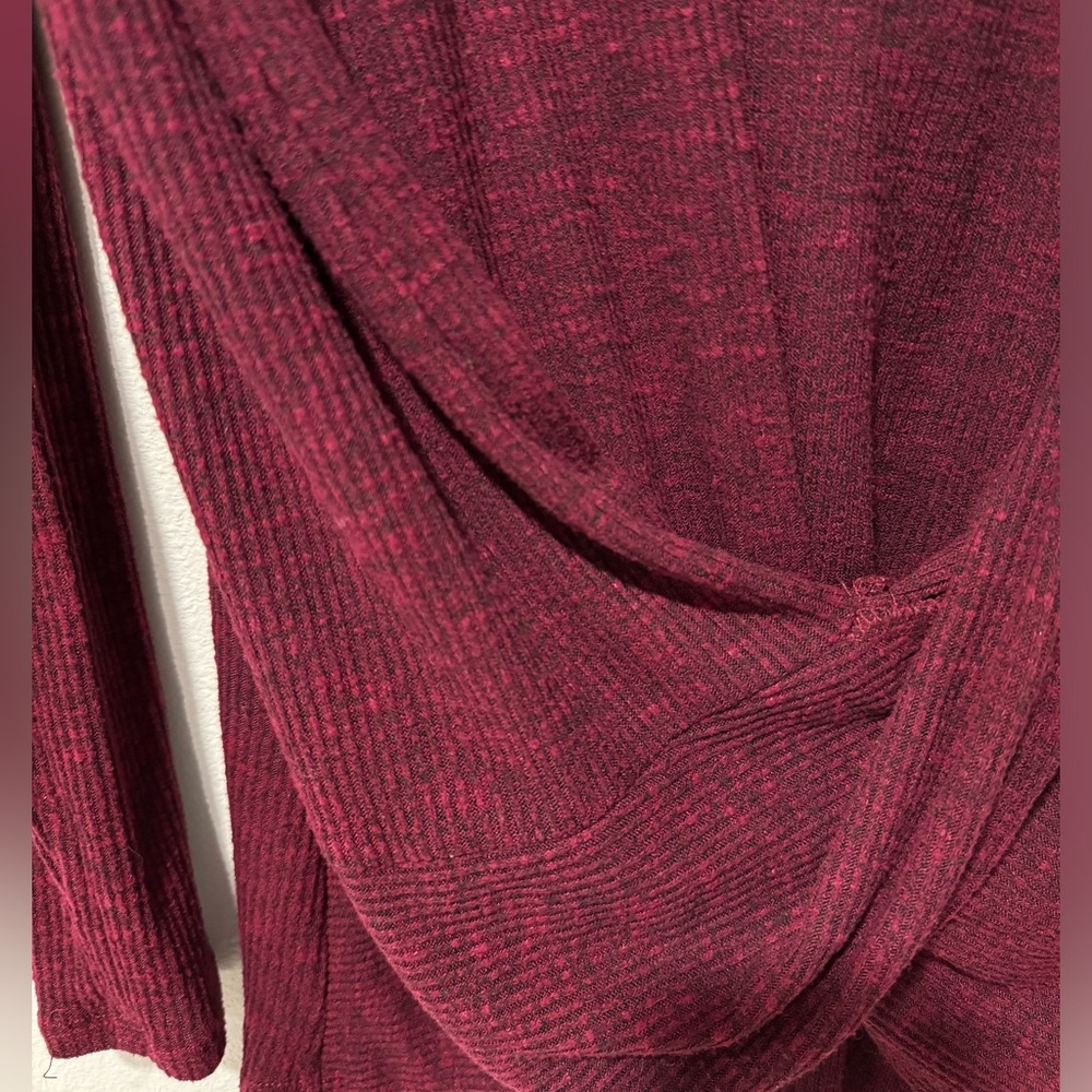 Sweet Claire, size medium, maroon long sleeve - Picture 5 of 5